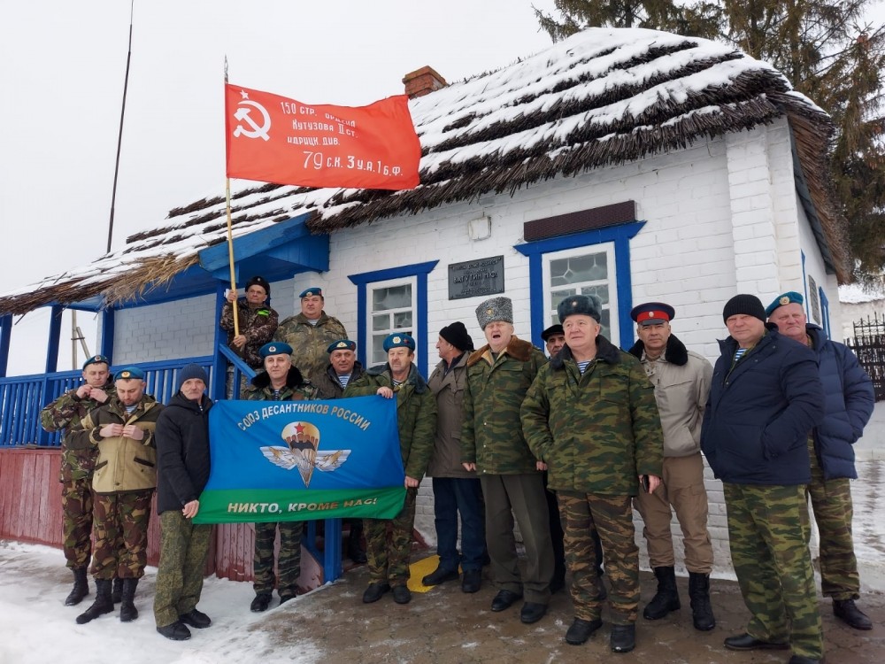 Белгородские ветераны посетили музей полководца Ватутина