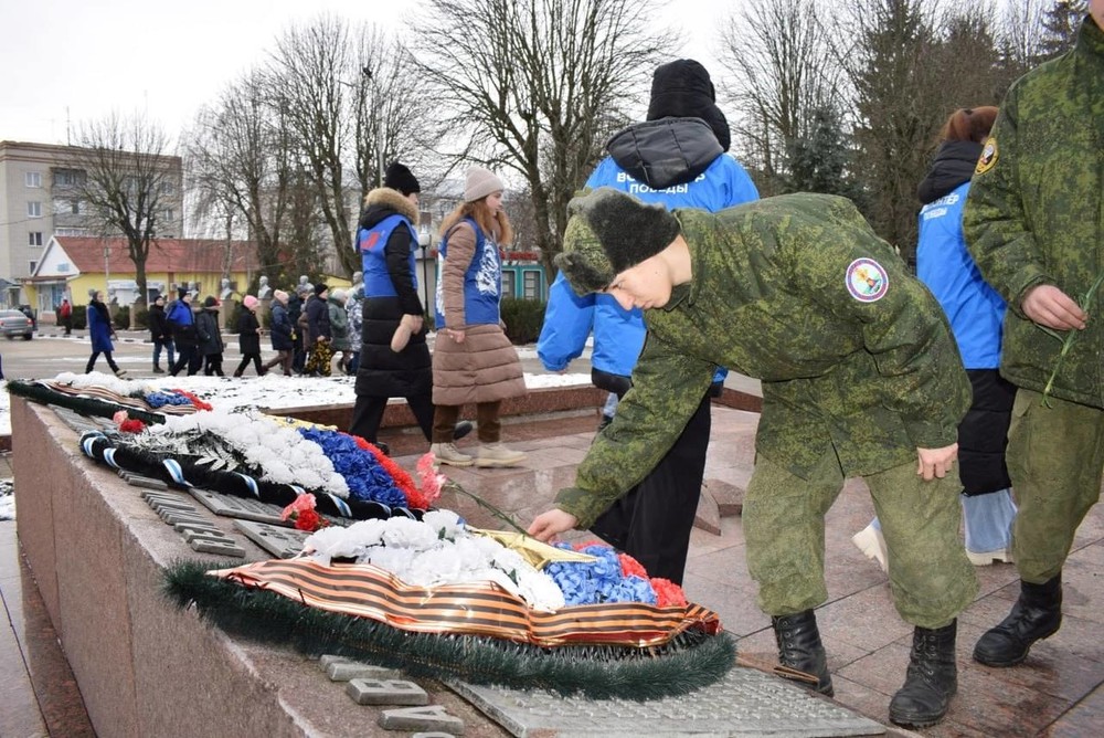 В Борисовке почтили память героев Красной Армии в Сталинградской битве