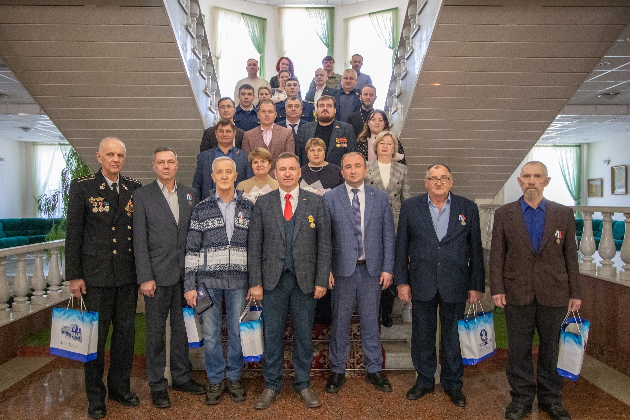 Член Белгородского «БОЕВОГО БРАТСТВА» принял участие в церемонии награждения медалью общественного признания «Отец солдата»