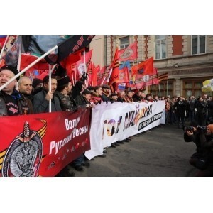 Белгородское отделение Всероссийской организации «БОЕВОЕ БРАТСТВО» приняло участие в шествии «Антимайдан» под лозунгами «Не забудем», «Не простим»