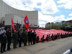 В Белгороде знамя «Победы» встретили парадом кадетских классов области