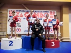 Ивнянские спортсмены завоевали медали в соревнованиях по самбо