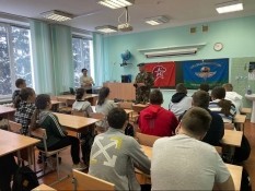 Анатолий Мильшин провел Урок мужества для восьмиклассников