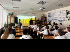 В Старом Осколе для школьников провели встречу с ветеранами афганской войны