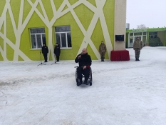 Вячеслав Воробьев принял участие в открытии мемориальной доски погибшему на СВО Ивану Дарий