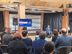 Вячеслав Воробьев встретился с наставниками патриотического воспитания