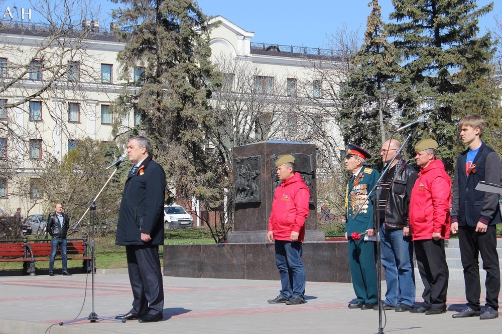 Знамя Победы встретили в Белгороде